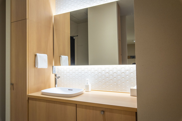 Bathroom 4, First Cabin Kyoto Nijojo, Kyoto