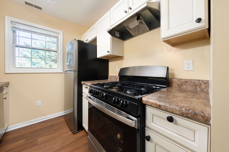 Others 5, Modern Luxury Home near NYC FreeParking, Newark