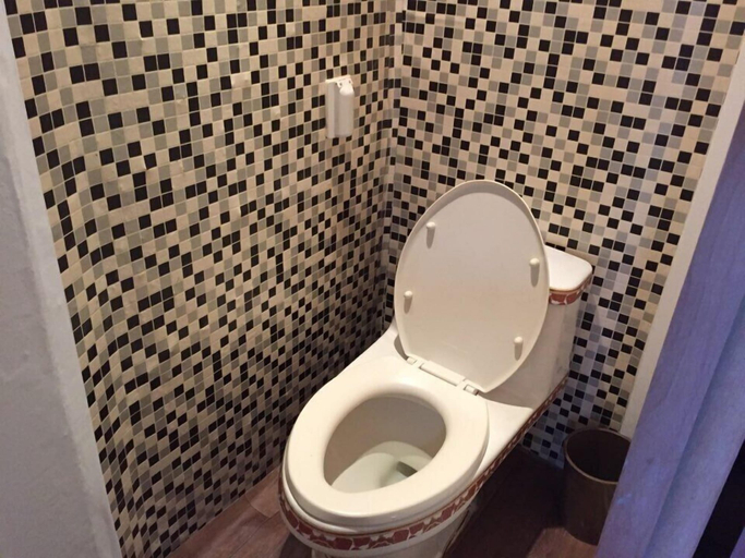 Bathroom 3, Sanjeong Motel, Pyeongchang