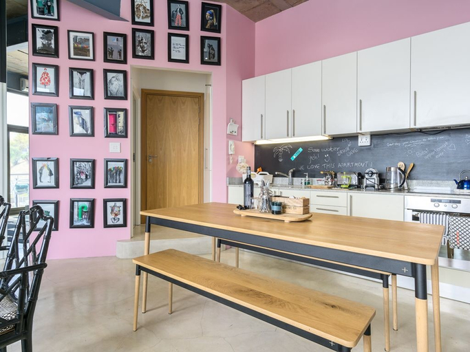 Others 5, Designer De Waterkant Pad, City of Cape Town