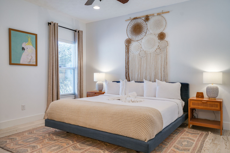 Bedroom 2, Beach House - The Starfish By Panhandle Getaways, Bay