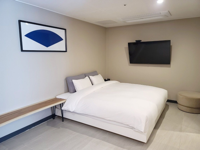 Bedroom 11