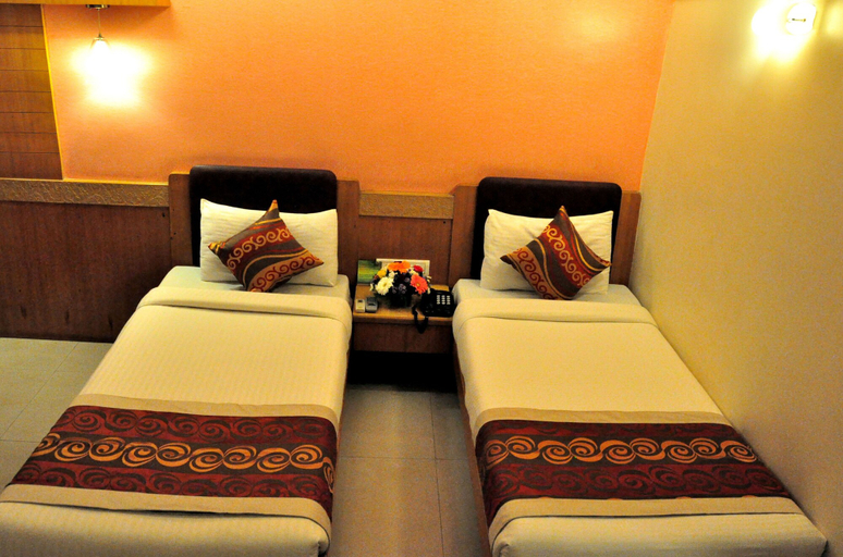 Bedroom 4, Hotel Supreme (Vasco), South Goa