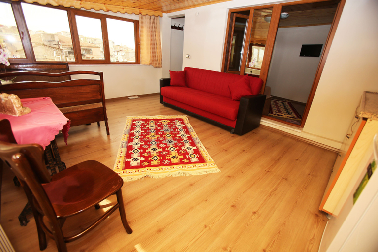 Others 2, Balat Residence, Fatih