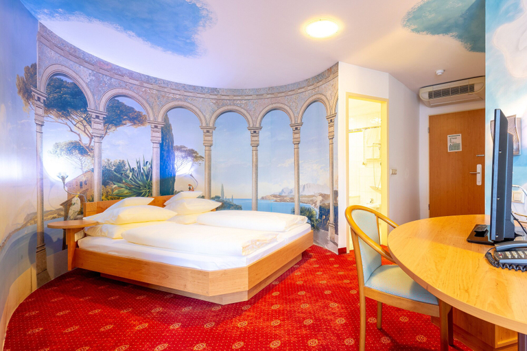 Bedroom 4, ALLVITALIS Traumhotel, Karlsruhe