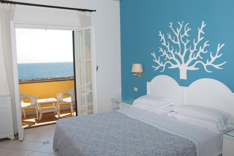 Bedroom 3, Sunbay Park Hotel, Rome