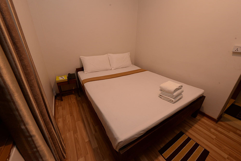 Bedroom 3, Min Nandar Garden Hotel, Yangon