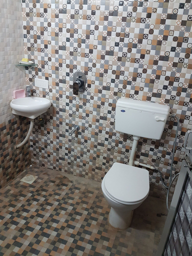 Bathroom, Dream Vision Guest House, Diu