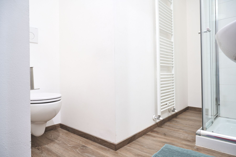 Bathroom 5, B&B Al Cavour 34, Trento