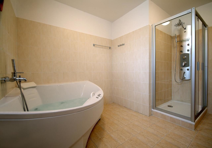 Bathroom 3, Penzion Tatras, Kežmarok