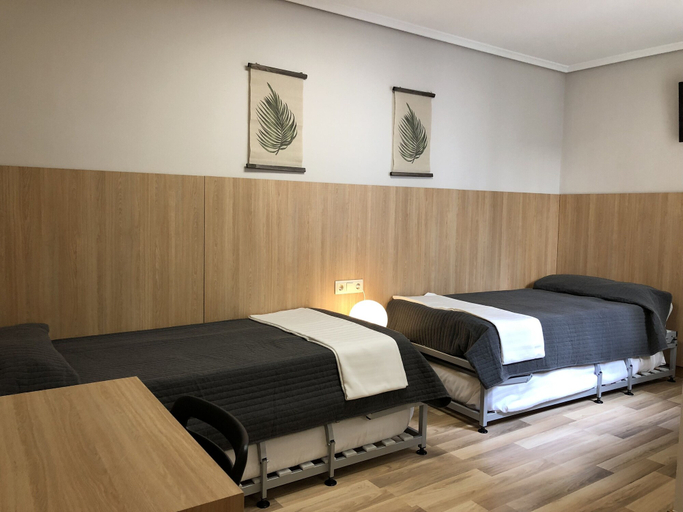 Bedroom 3, Hostal Bearan, Navarra
