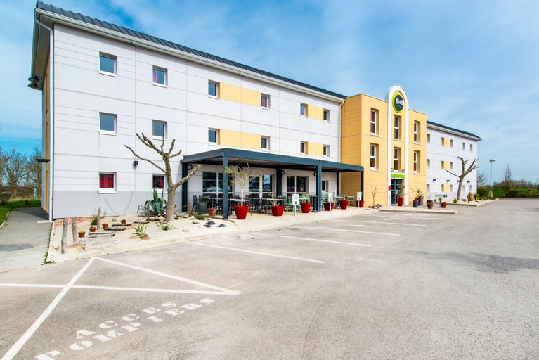 Exterior & Views 4, B&B HOTEL Cholet Nord, Maine-et-Loire