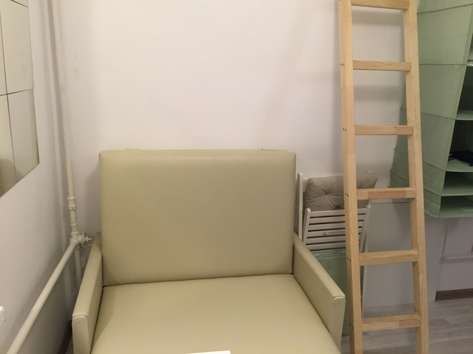 Others 5, Studio apartment on 12 Liniya, Sankt-Peterburg gorsovet