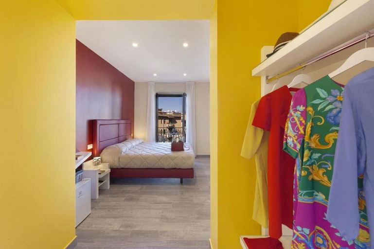 Bedroom 3, Parco Tasso Guest House, Napoli
