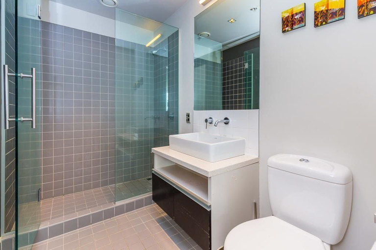 Bathroom, Vibrant Viaduct Harbour, Waitakere