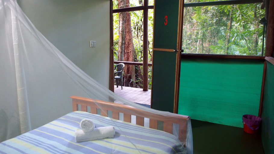 Bedroom 3, Daintree Crocodylus, Douglas