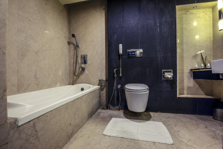 Bathroom 3, Ebony Boutique Hotel, Ranga Reddy