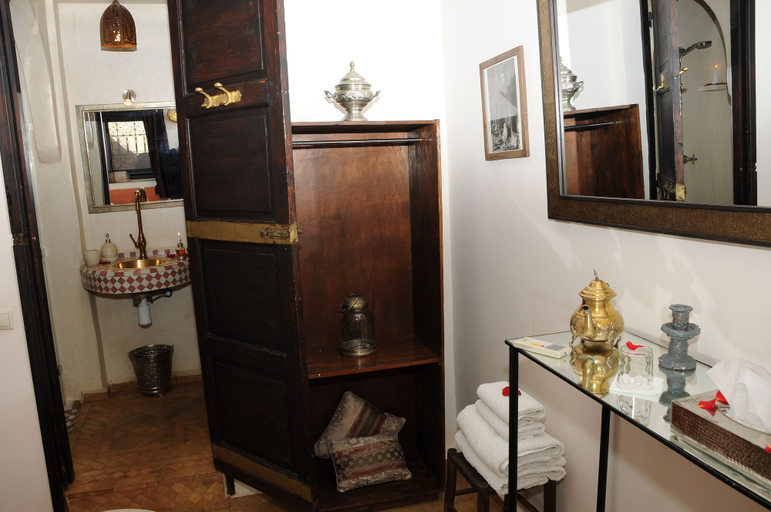 Bathroom 4, Riad Haraka, Marrakech