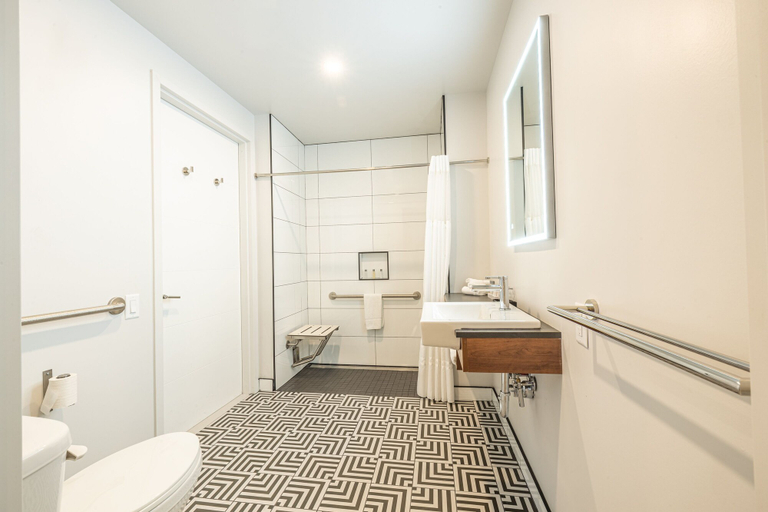 Bathroom 4, Hôtel Manoir Vieux Québec, Communauté-Urbaine-de-Québec