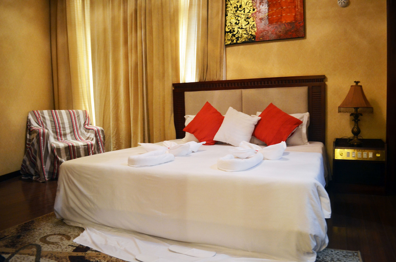 Bedroom 2, Rosa Valls Hotel, Kilamba Kiaxi