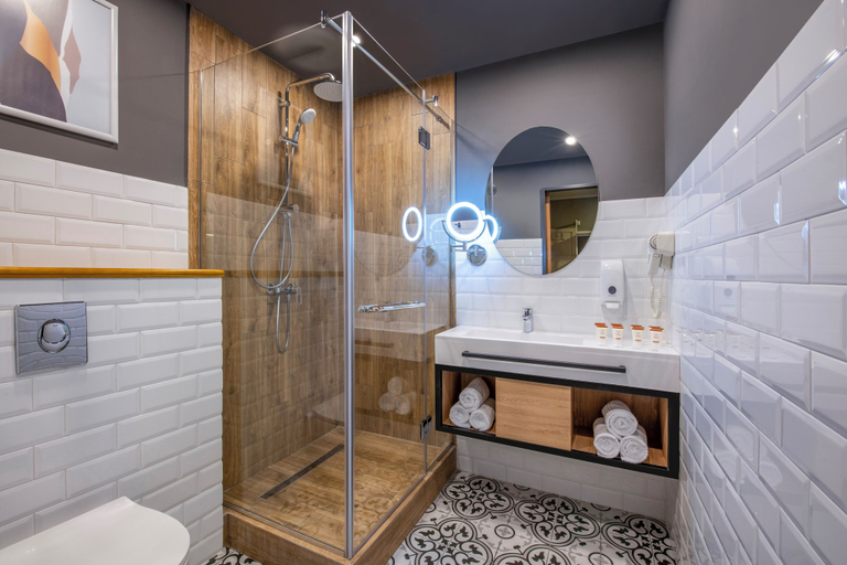 Bathroom 3, Sairme Resort, Bagdati