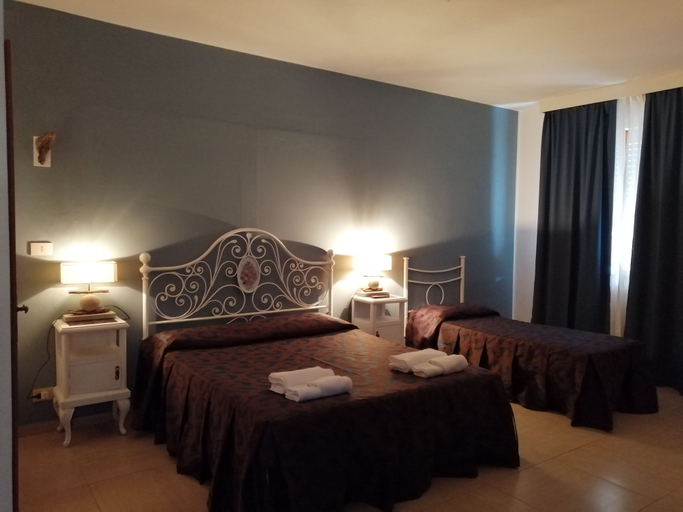 Bedroom 3, Villa Oasi, Pisa