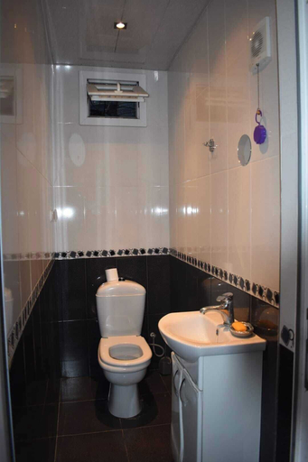 Bathroom 3, Veranda Vere, Tbilisi
