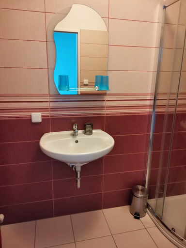 Bathroom 3, Hotel Styria, Znojmo