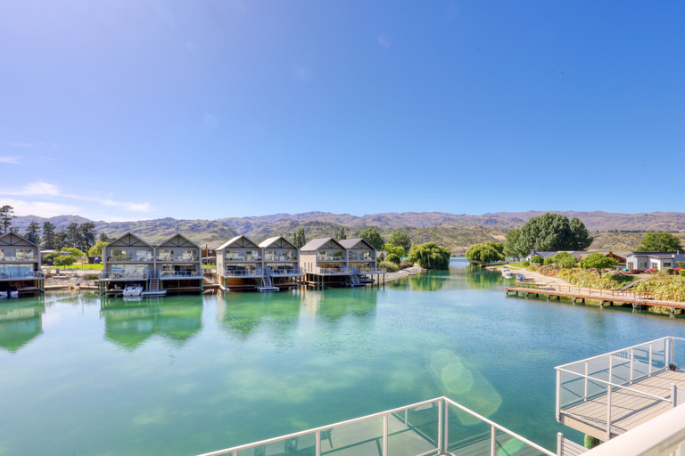 Sport & Beauty 2, Lake Resort by Marsden, Central Otago