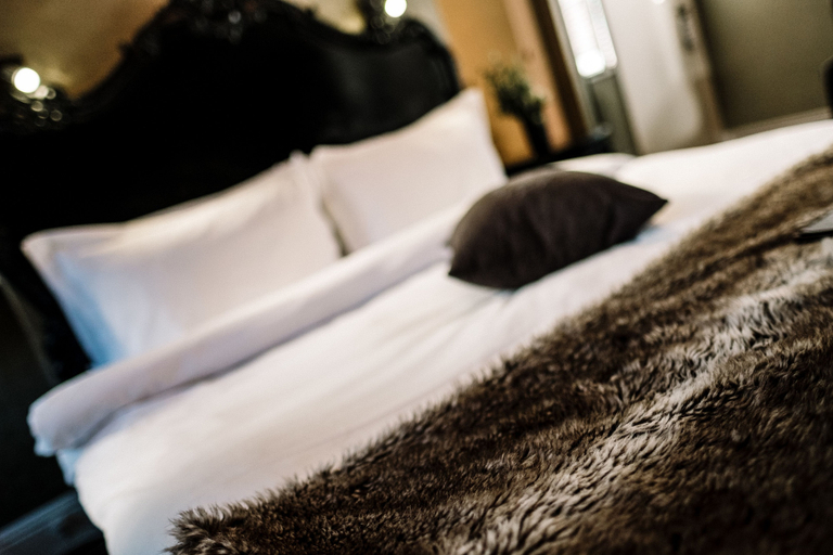 Bedroom 2, THE GLORY OF MY FATHER - Gîte, Cheshire East