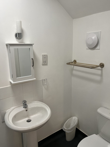 Bathroom 3, Moorcock Inn Littleborough, Rochdale