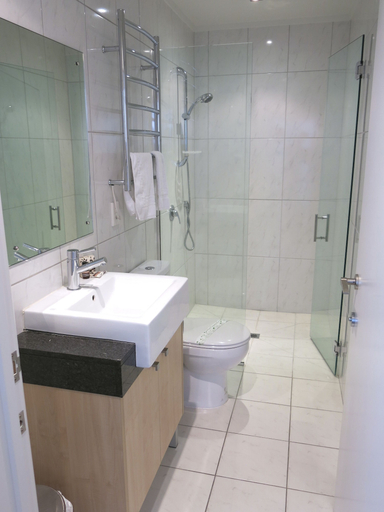 Bathroom 3, Merivale Apartments, Christchurch