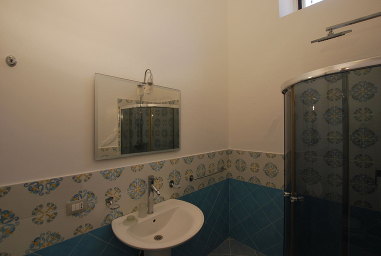 Bathroom 3, Casa Al Mar Canneto Via Mazzini, Messina