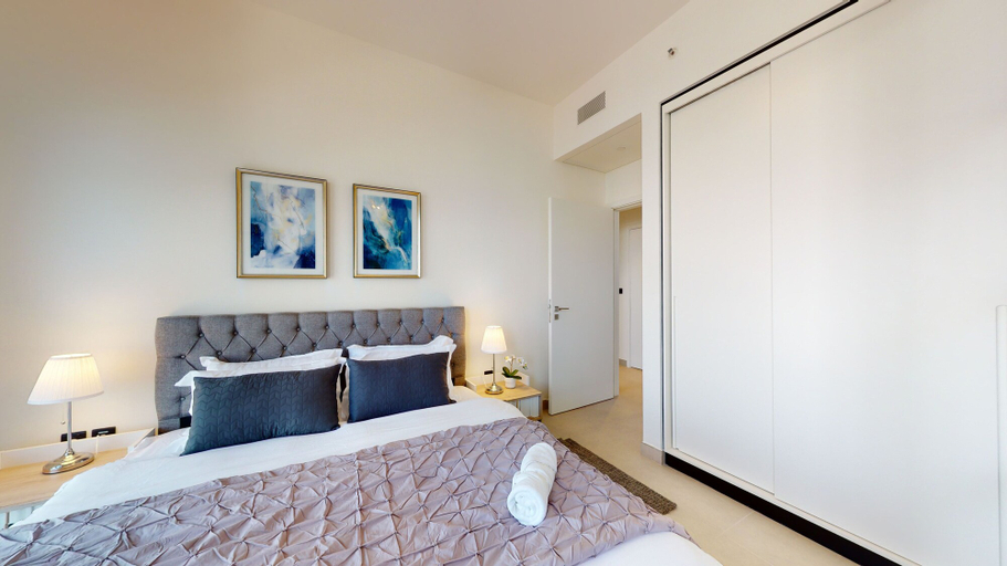 Room 2, SuperHost - High-End apartment With Burj Khalifa Glimpse, Dubai
