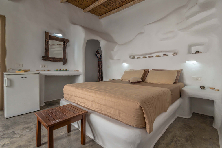 Bedroom 3, Moments rooms, South Aegean