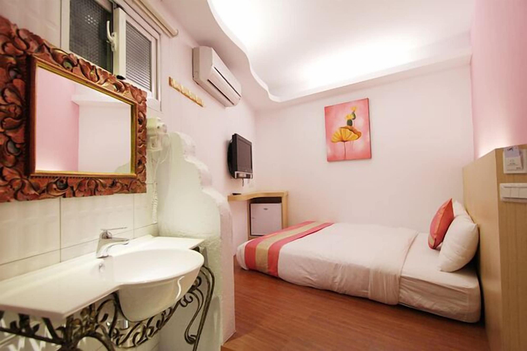 Bedroom 2, Kenting Hostel, Pingtung