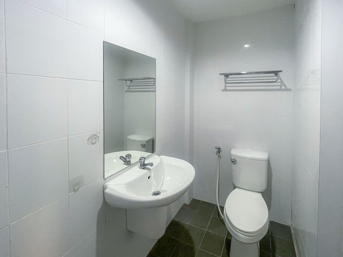 Bathroom 3, Hop On Phuket, Phuket Island