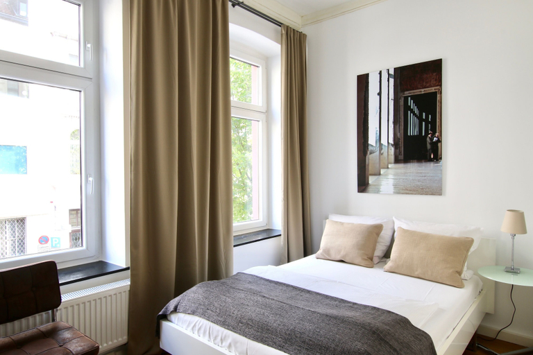 Bedroom 3, Arthouse Apartments am Eigelstein, Köln