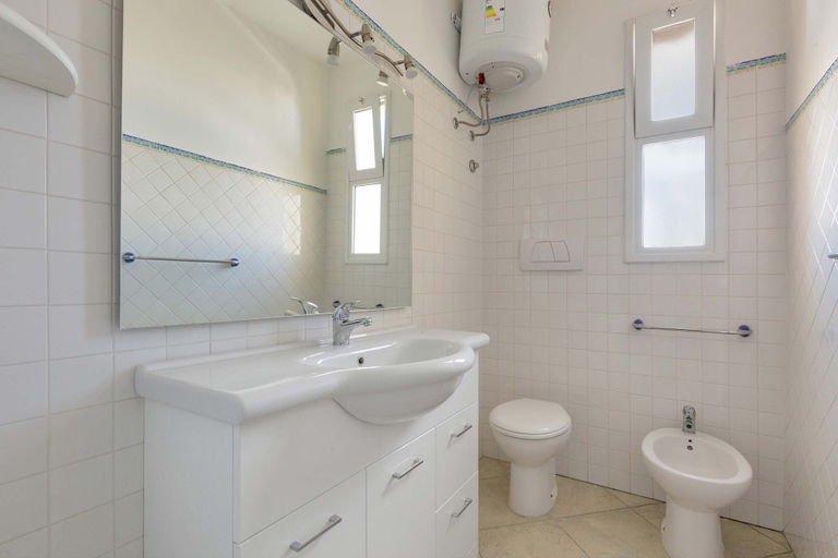 Bathroom, 2688 Villetta di Marianna by Barbarhouse, Lecce
