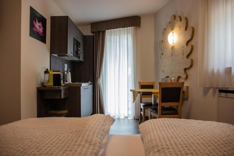 Bedroom 3, DolceVita Ambiez, Trento