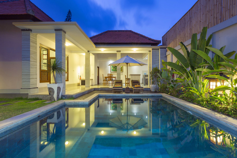 Swimming Pool 21