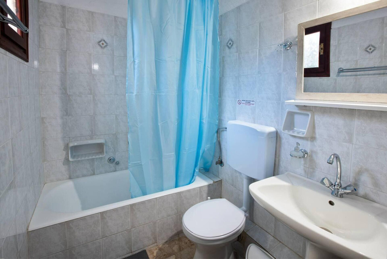 Bathroom, Apartments With sea View in Creta Ierapetra, Crete