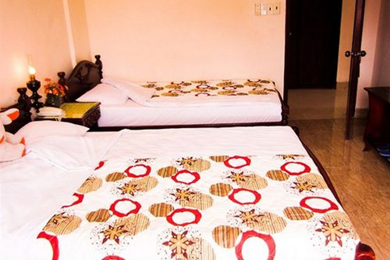 Bedroom 2, Binh Minh Sunrise Hotel, Huế