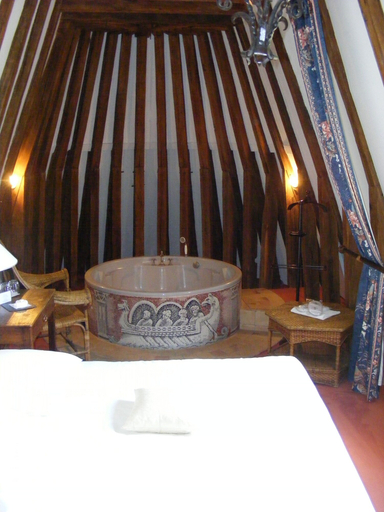 Bedroom 4, Chateau de Chissay, Loir-et-Cher