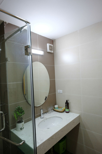 Bathroom 4, The Gallery House, Hai Bà Trưng