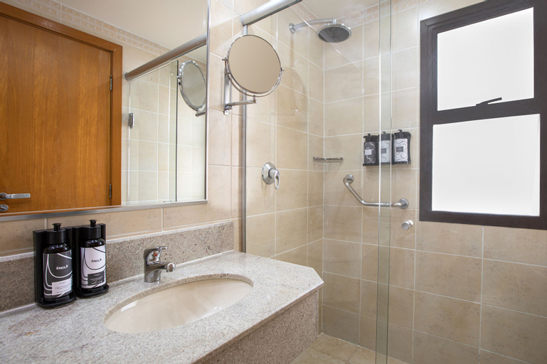 Bathroom 4