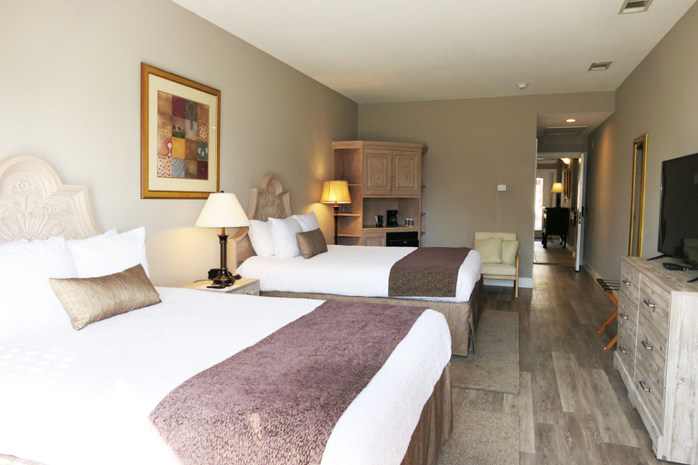 Bedroom 4, Vintage Villas Hotel & Events, Travis