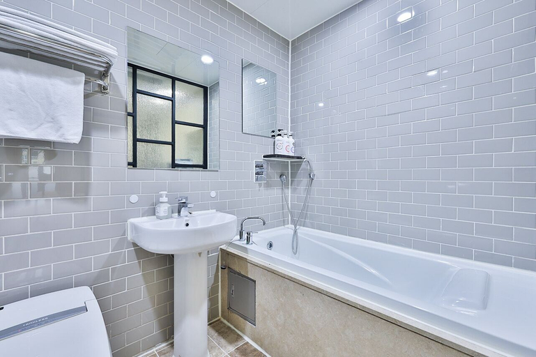Bathroom 5, KAKAO HOTEL, Namdong
