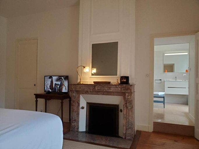 Bedroom 4, Logis des Tourelles, Charente