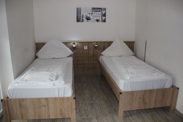 Bedroom 2, Hotel Bei Yasemin, Recklinghausen
